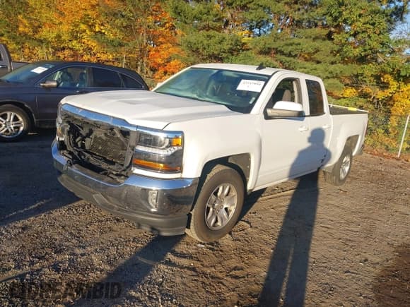 ✅ 2018 Chevrolet Silverado 1500 LT • VIN: 1GCRCREH8JZ162392 • Лот: 43517044. Опубликован ранее на IAAI с пробегом 226 640 миль. Бесплатный доступ к архиву аукционных продаж из США и подробный отчёт об истории автомобиля на DreamBid. Изображение 19.
