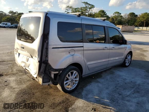 ✅ 2018 Ford Transit Connect XLT • VIN: NM0GE9F77J1353045 • Lot: 85640224. Listed on Copart with 102,944 mi. Free auction sales archive from the USA and detailed vehicle history report at DreamBid. Image 3.