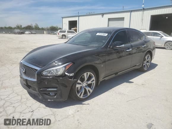 ✅ 2016 Infiniti Q70 • VIN: JN1BY1AR5GM270948 • Лот: 70103965. Опубликован ранее на Copart с пробегом 67 608 миль. Бесплатный доступ к архиву аукционных продаж из США и подробный отчёт об истории автомобиля на DreamBid. Изображение 1.