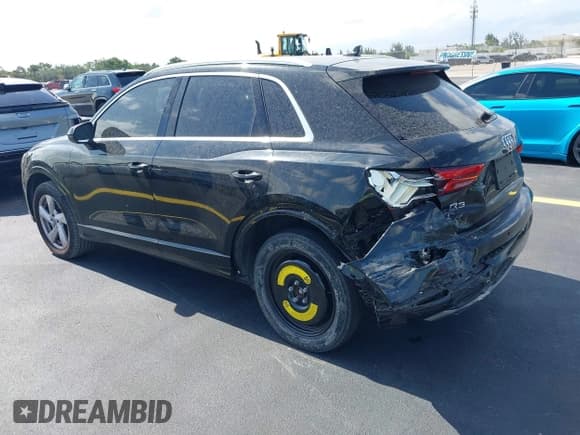 ✅ 2020 Audi Q3 Premium • VIN: WA1AECF35L1021332 • Лот: 42200345. Опубликован ранее на IAAI с пробегом 78 941 миль. Бесплатный доступ к архиву аукционных продаж из США и подробный отчёт об истории автомобиля на DreamBid. Изображение 3.