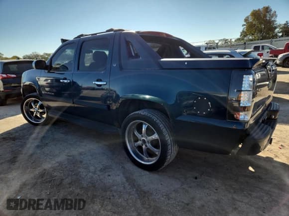 ✅ 2007 Chevrolet Avalanche LS • VIN: 3GNEC12J27G164890 • Lot: 90900135. Listed on Copart with 148,984 mi. Free auction sales archive from the USA and detailed vehicle history report at DreamBid. Image 2.
