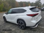 ✅ 2022 Toyota Highlander XSE • VIN: 5TDLZRAH9NS134196 • Lot: 86465285. Wystawiony na Copart z przebiegiem 12 522 mil. Bezpłatny archiwum sprzedaży aukcyjnych z USA i szczegółowy raport historii pojazdu na DreamBid. Zdjęcie 2.
