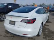 ✅ 2019 Tesla Model 3 Long Range • VIN: 5YJ3E1EB0KF422014 • Lot: 43605200. Wystawiony na IAAI z przebiegiem 125 454 mil. Bezpłatny archiwum sprzedaży aukcyjnych z USA i szczegółowy raport historii pojazdu na DreamBid. Zdjęcie 4.