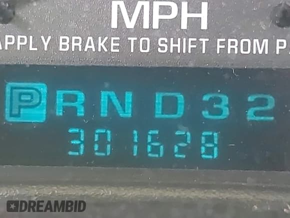 ✅ 2002 Chevrolet Silverado 1500 LT • VIN: 2GCEC19TX21218731 • Лот: 43272633. Опубликован ранее на IAAI с пробегом 301 628 миль. Бесплатный доступ к архиву аукционных продаж из США и подробный отчёт об истории автомобиля на DreamBid. Изображение 15.