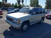 ✅ 1993 Isuzu Trooper LS • VIN: JACDH58W0P7912837 • Lot: 43084322. Listed on IAAI with 268,814 mi. Free auction sales archive from the USA and detailed vehicle history report at DreamBid. Image 2.