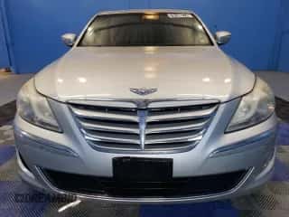 2013 Hyundai Genesis 3.8L z VIN KMHGC4DD9DU249319, wystawiony jako Copart lot #70190274 z przebiegiem 192 445 mil mil oraz Czysty tytuł • Clean title. Historia ofert i sprzedaży dostępna na DreamBid. Obrazek 5.