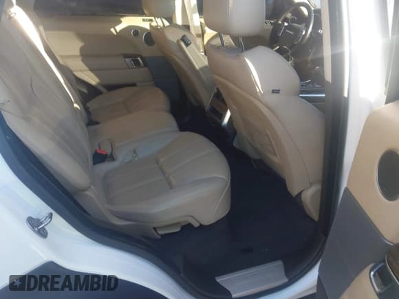 ✅ 2016 Land Rover Range Rover Sport HSE • VIN: SALWR2VF5GA645216 • Lot: 43500565. Wystawiony na IAAI z przebiegiem 118 669 mil. Bezpłatny archiwum sprzedaży aukcyjnych z USA i szczegółowy raport historii pojazdu na DreamBid. Zdjęcie 8.