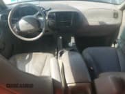 ✅ 1999 Ford Expedition XLT • VIN: 1FMRU17L3XLC19783 • Lot: 66916295. Listed on Copart with 138,526 mi. Free auction sales archive from the USA and detailed vehicle history report at DreamBid. Image 8.