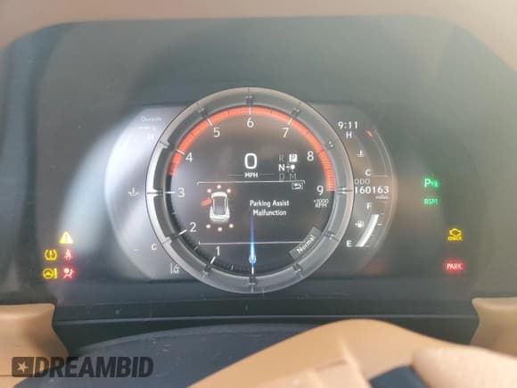 ✅ 2018 Lexus LC 500h • VIN: JTHHP5AY3JA003520 • Lot: 87644435. Wystawiony na Copart z przebiegiem 160 163 mil. Bezpłatny archiwum sprzedaży aukcyjnych z USA i szczegółowy raport historii pojazdu na DreamBid. Zdjęcie 9.