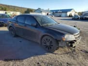 ✅ 2014 Dodge Avenger SE • VIN: 1C3CDZAG1EN147041 • Лот: 76321364. Опубликован ранее на Copart с пробегом 97 796 миль. Бесплатный доступ к архиву аукционных продаж из США и подробный отчёт об истории автомобиля на DreamBid. Изображение 4.