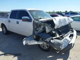 ✅ 2011 Ford F-150 XL • VIN: 1FTEW1CM1BFA41164 • Lot: 42297085. Listed on IAAI with Not provided. Free auction sales archive from the USA and detailed vehicle history report at DreamBid. Image 1.