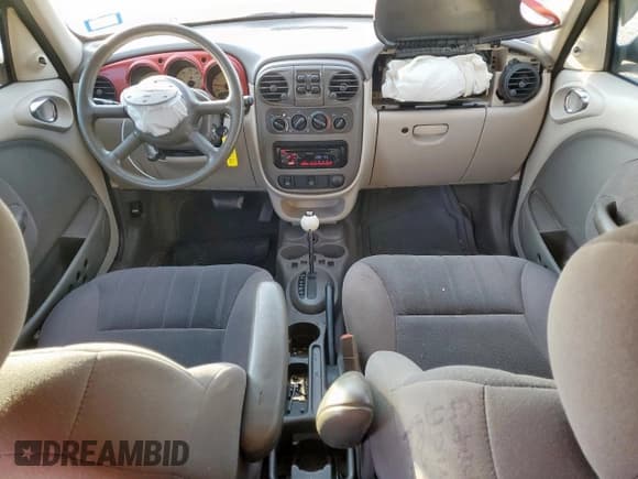 ✅ 2003 Chrysler PT Cruiser • VIN: 3C4FY48B03T616854 • Lot: 84184015. Wystawiony na Copart z przebiegiem 88 315 mil. Bezpłatny archiwum sprzedaży aukcyjnych z USA i szczegółowy raport historii pojazdu na DreamBid. Zdjęcie 8.