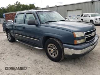 ✅ 2007 Chevrolet Silverado 1500 LS • VIN: 2GCEC13V271165783 • Lot: 71295294. Listed on Copart with 188,326 mi. Free auction sales archive from the USA and detailed vehicle history report at DreamBid. Image 4.
