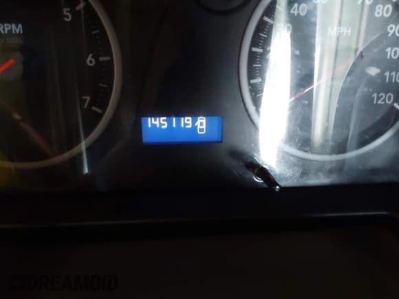 ✅ 2010 Dodge 1500 ST • VIN: 1D7RB1GK5AS209390 • Lot: 40315599. Wystawiony na IAAI z przebiegiem 145 119 mil. Bezpłatny archiwum sprzedaży aukcyjnych z USA i szczegółowy raport historii pojazdu na DreamBid. Zdjęcie 16.