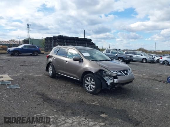 ✅ 2011 Nissan Murano SV • VIN: JN8AZ1MWXBW161068 • Lot: 43581037. Wystawiony na IAAI z przebiegiem 154 044 mil. Bezpłatny archiwum sprzedaży aukcyjnych z USA i szczegółowy raport historii pojazdu na DreamBid. Zdjęcie 1.