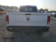 ✅ 2020 Ram 1500 Tradesman • VIN: 1C6RR7FG8LS156006 • Lot: 63023285. Wystawiony na Copart z przebiegiem 172 142 mil. Bezpłatny archiwum sprzedaży aukcyjnych z USA i szczegółowy raport historii pojazdu na DreamBid. Zdjęcie 6.