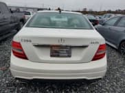 ✅ 2012 Mercedes-Benz C 300 Sport • VIN: WDDGF8BB0CR210985 • Lot: 91873795. Wystawiony na Copart z przebiegiem Nie podano. Bezpłatny archiwum sprzedaży aukcyjnych z USA i szczegółowy raport historii pojazdu na DreamBid. Zdjęcie 6.