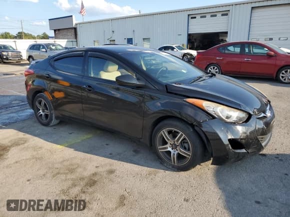✅ 2013 Hyundai Elantra GLS • VIN: KMHDH4AE1DU753722 • Lot: 82067255. Listed on Copart with 80,867 mi. Free auction sales archive from the USA and detailed vehicle history report at DreamBid. Image 4.