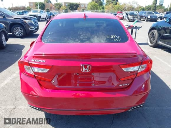 2018 Honda Accord Sport с VIN 1HGCV1F39JA168075, выставлен на аукционе IAAI как лот 43411461 с пробегом Не указан миль и . История ставок и продаж доступна на DreamBid. Изображение 16.