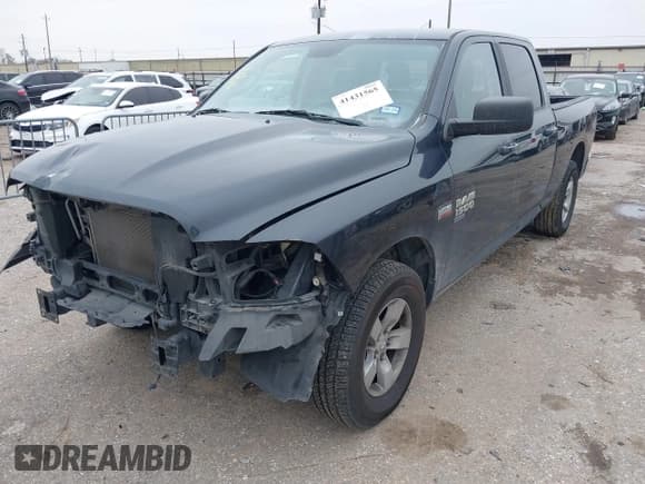 ✅ 2019 Ram 1500 SLT • VIN: 1C6RR6TT1KS683590 • Лот: 41431565. Опубликован ранее на IAAI с пробегом 82 350 миль. Бесплатный доступ к архиву аукционных продаж из США и подробный отчёт об истории автомобиля на DreamBid. Изображение 2.