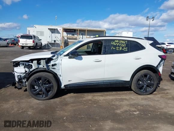 ✅ 2024 Buick Envision Sport Touring • VIN: LRBFZPE49RD068791 • Lot: 41473918. Listed on IAAI with 1,763 mi. Free auction sales archive from the USA and detailed vehicle history report at DreamBid. Image 14.