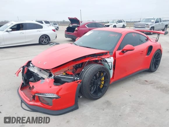 ✅ 2016 Porsche 911 GT3 RS • VIN: WP0AF2A9XGS192327 • Лот: 41565402. Опубликован ранее на IAAI с пробегом 7 489 миль. Бесплатный доступ к архиву аукционных продаж из США и подробный отчёт об истории автомобиля на DreamBid. Изображение 17.