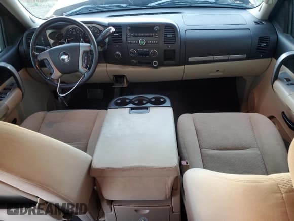 ✅ 2008 Chevrolet Silverado 2500HD 1LT • VIN: 1GCHK23K68F206423 • Лот: 90582485. Опубликован ранее на Copart с пробегом 188 226 миль. Бесплатный доступ к архиву аукционных продаж из США и подробный отчёт об истории автомобиля на DreamBid. Изображение 8.