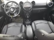 ✅ 2013 MINI Countryman S ALL4 • VIN: WMWZC5C58DWP31357 • Lot: 51438035. Listed on Copart with 98,138 mi. Free auction sales archive from the USA and detailed vehicle history report at DreamBid. Image 8.