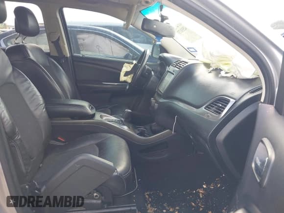 ✅ 2017 Dodge Journey Crossroad Plus • VIN: 3C4PDCGB7HT617499 • Лот: 42531173. Опубликован ранее на IAAI с пробегом 176 182 миль. Бесплатный доступ к архиву аукционных продаж из США и подробный отчёт об истории автомобиля на DreamBid. Изображение 5.