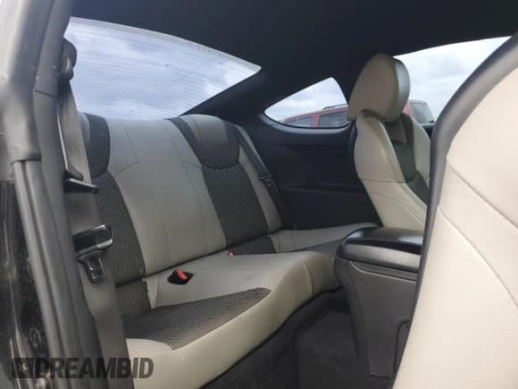 ✅ 2015 Hyundai Genesis Coupe 3.8L Base • VIN: KMHHT6KJ1FU126545 • Lot: 53578915. Wystawiony na Copart z przebiegiem 169 116 mil. Bezpłatny archiwum sprzedaży aukcyjnych z USA i szczegółowy raport historii pojazdu na DreamBid. Zdjęcie 10.