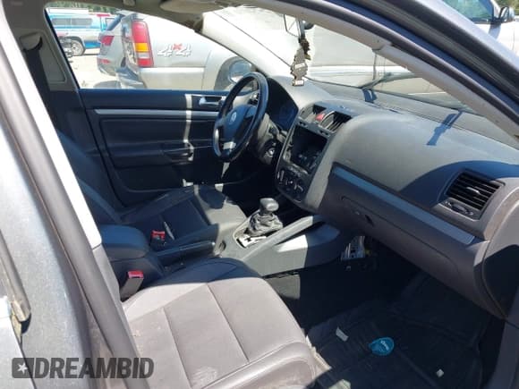 ✅ 2008 Volkswagen Jetta SE • VIN: 3VWRM71K28M162397 • Лот: 42926990. Опубликован ранее на IAAI с пробегом 149 935 миль. Бесплатный доступ к архиву аукционных продаж из США и подробный отчёт об истории автомобиля на DreamBid. Изображение 5.