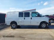 ✅ 2005 Chevrolet Express Cargo • VIN: 1GCGG25V151148606 • Lot: 43766191. Wystawiony na IAAI z przebiegiem 326 269 mil. Bezpłatny archiwum sprzedaży aukcyjnych z USA i szczegółowy raport historii pojazdu na DreamBid. Zdjęcie 13.