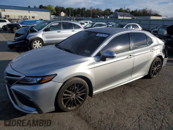 2022 Toyota Camry XSE with VIN 4T1K61AK5NU013156, listed as a Copart auction lot 85874215 with 100,320 mi miles and Salvage title. Bid and sale history available at DreamBid. Image 1.
