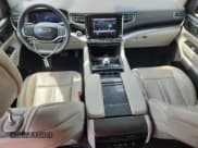 ✅ 2022 Jeep Wagoneer Series I • VIN: 1C4SJUATXNS207237 • Lot: 71671965. Listed on Copart with 94,886 mi. Free auction sales archive from the USA and detailed vehicle history report at DreamBid. Image 8.