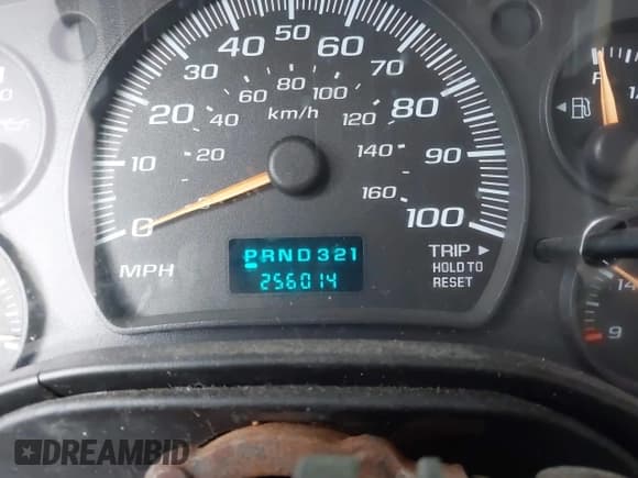 ✅ 2005 GMC Savana Cargo YF7 Upfitter • VIN: 1GDFG15TX51100456 • Lot: 42711052. Listed on IAAI with 256,014 mi. Free auction sales archive from the USA and detailed vehicle history report at DreamBid. Image 15.