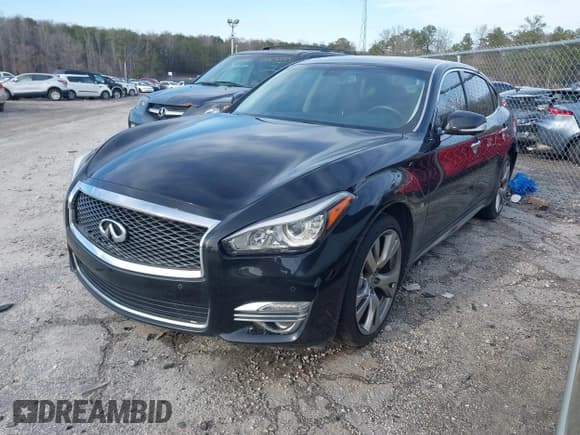 ✅ 2017 Infiniti Q70 3.7 • VIN: JN1BY1PR6HM210363 • Лот: 41578525. Опубликован ранее на IAAI с пробегом 111 792 миль. Бесплатный доступ к архиву аукционных продаж из США и подробный отчёт об истории автомобиля на DreamBid. Изображение 17.
