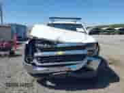 2017 Chevrolet Silverado 1500 LT с VIN 3GCUKREC3HG217603, выставлен на аукционе IAAI как лот 42976100 с пробегом 130 995 миль миль и . История ставок и продаж доступна на DreamBid. Изображение 13.