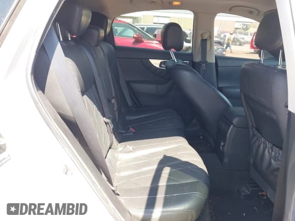 ✅ 2010 Infiniti FX • VIN: JN8AS1MWXAM856066 • Lot: 43250025. Wystawiony na IAAI z przebiegiem 146 439 mil. Bezpłatny archiwum sprzedaży aukcyjnych z USA i szczegółowy raport historii pojazdu na DreamBid. Zdjęcie 8.