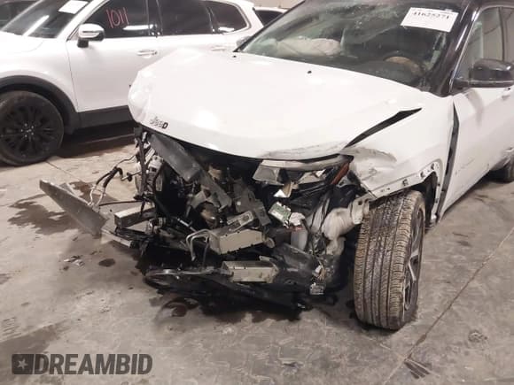 ✅ 2024 Jeep Compass Limited • VIN: 3C4NJDCN6RT129393 • Lot: 41625271. Wystawiony na IAAI z przebiegiem 12 506 mil. Bezpłatny archiwum sprzedaży aukcyjnych z USA i szczegółowy raport historii pojazdu na DreamBid. Zdjęcie 6.