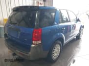 ✅ 2003 Saturn VUE • VIN: 5GZCZ53B43S904972 • Lot: 41001903. Wystawiony na IAAI z przebiegiem 187 512 mil. Bezpłatny archiwum sprzedaży aukcyjnych z USA i szczegółowy raport historii pojazdu na DreamBid. Zdjęcie 4.
