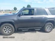 ✅ 2022 Toyota 4Runner TRD Off Road Premium • VIN: JTERU5JR9N6050157 • Lot: 43093477. Listed on IAAI with 29,294 mi. Free auction sales archive from the USA and detailed vehicle history report at DreamBid. Image 15.