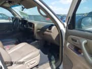 ✅ 2006 Toyota Sequoia Limited • VIN: 5TDZT38A96S273733 • Лот: 42554266. Опубликован ранее на IAAI с пробегом Не указан. Бесплатный доступ к архиву аукционных продаж из США и подробный отчёт об истории автомобиля на DreamBid. Изображение 5.