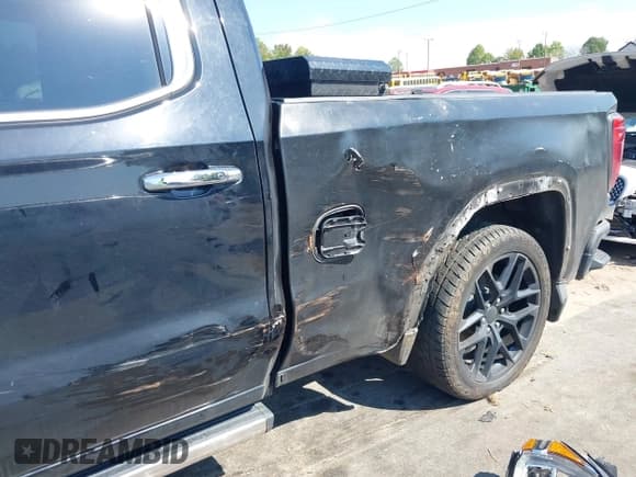 ✅ 2019 GMC Sierra 1500 Denali • VIN: 1GTU9FEL4KZ271400 • Лот: 43233736. Опубликован ранее на IAAI с пробегом 109 716 миль. Бесплатный доступ к архиву аукционных продаж из США и подробный отчёт об истории автомобиля на DreamBid. Изображение 12.