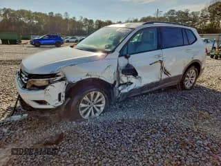 ✅ 2019 Volkswagen Tiguan S • VIN: 3VV1B7AX1KM015417 • Lot: 95194405. Listed on Copart with 55,973 mi. Free auction sales archive from the USA and detailed vehicle history report at DreamBid. Image 1.