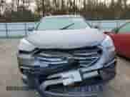 ✅ 2018 Hyundai Santa Fe 2.4L • VIN: 5XYZTDLB0JG562768 • Lot: 45202753. Wystawiony na Copart z przebiegiem Nie podano mil. Skorzystaj z bezpłatnego archiwum sprzedaży aukcyjnych z USA i zobacz szczegółowy raport historii pojazdu na DreamBid. Zdjęcie 5.