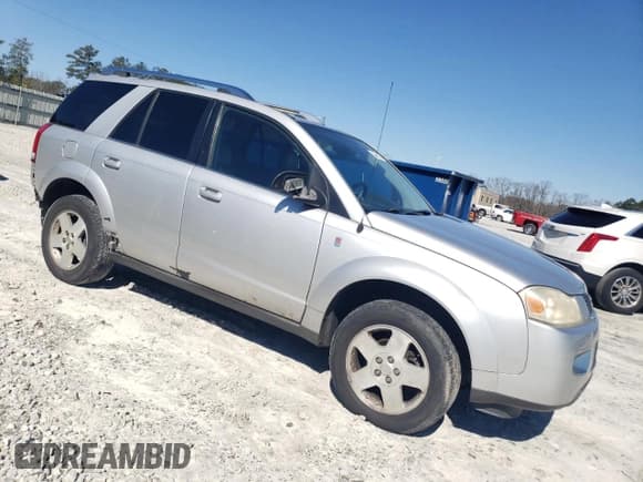 ✅ 2006 Saturn VUE • VIN: 5GZCZ53466S812347 • Lot: 45310355. Wystawiony na Copart z przebiegiem 238 696 mil. Bezpłatny archiwum sprzedaży aukcyjnych z USA i szczegółowy raport historii pojazdu na DreamBid. Zdjęcie 4.