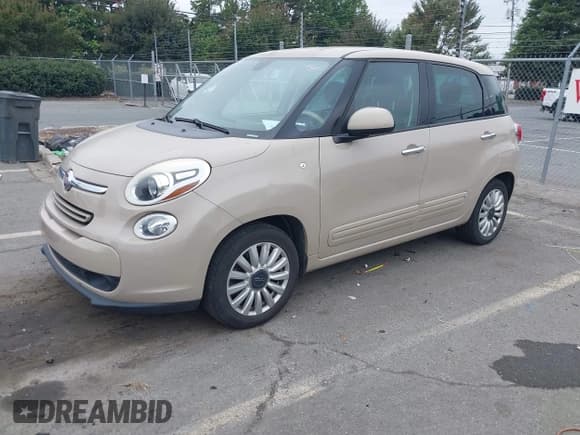 ✅ 2014 FIAT 500L Easy • VIN: ZFBCFABH1EZ012569 • Лот: 43310355. Опубликован ранее на IAAI с пробегом 128 566 миль. Бесплатный доступ к архиву аукционных продаж из США и подробный отчёт об истории автомобиля на DreamBid. Изображение 2.