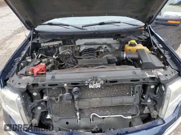 ✅ 2014 Ford F-150 XL • VIN: 1FTFW1EFXEFA92508 • Lot: 90027765. Wystawiony na Copart z przebiegiem 309 283 mil. Bezpłatny archiwum sprzedaży aukcyjnych z USA i szczegółowy raport historii pojazdu na DreamBid. Zdjęcie 11.