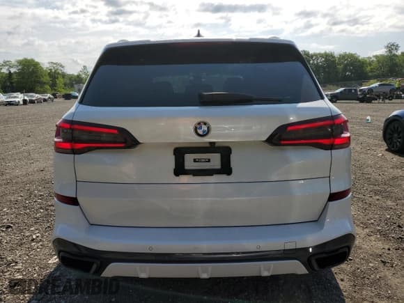 ✅ 2022 BMW X5 M50i • VIN: 5UXJU4C03N9K80915 • Лот: 65739005. Опубликован ранее на Copart с пробегом 88 914 миль. Бесплатный доступ к архиву аукционных продаж из США и подробный отчёт об истории автомобиля на DreamBid. Изображение 6.