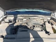 ✅ 2003 Ford Explorer XLT • VIN: 1FMZU63K93UC17079 • Lot: 42301417. Wystawiony na IAAI z przebiegiem 137 632 mil. Bezpłatny archiwum sprzedaży aukcyjnych z USA i szczegółowy raport historii pojazdu na DreamBid. Zdjęcie 10.